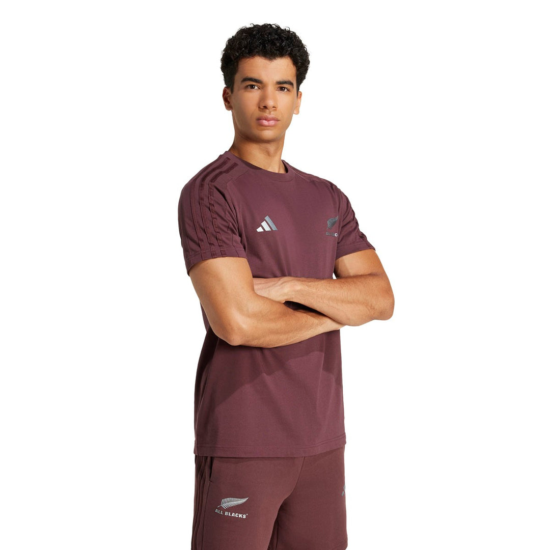 T-shirt adidas All Blacks pour homme, couleur rubis aurore